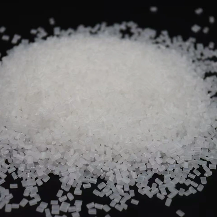 Material plástico desechable de las tazas de té con leche